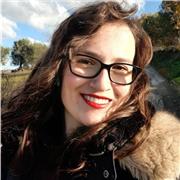 Laureata in lingue all'Universidade de Coimbra offre lezioni di portoghese